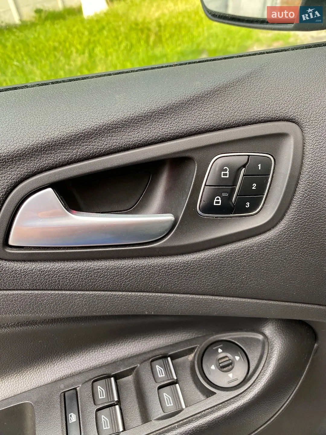 2016 Ford Escape - мініатюра 10