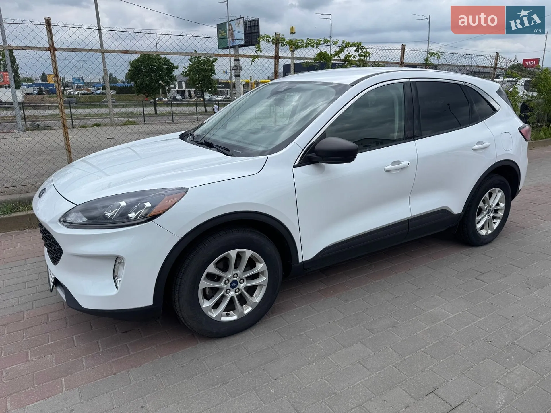 2022 Ford Escape - мініатюра 3