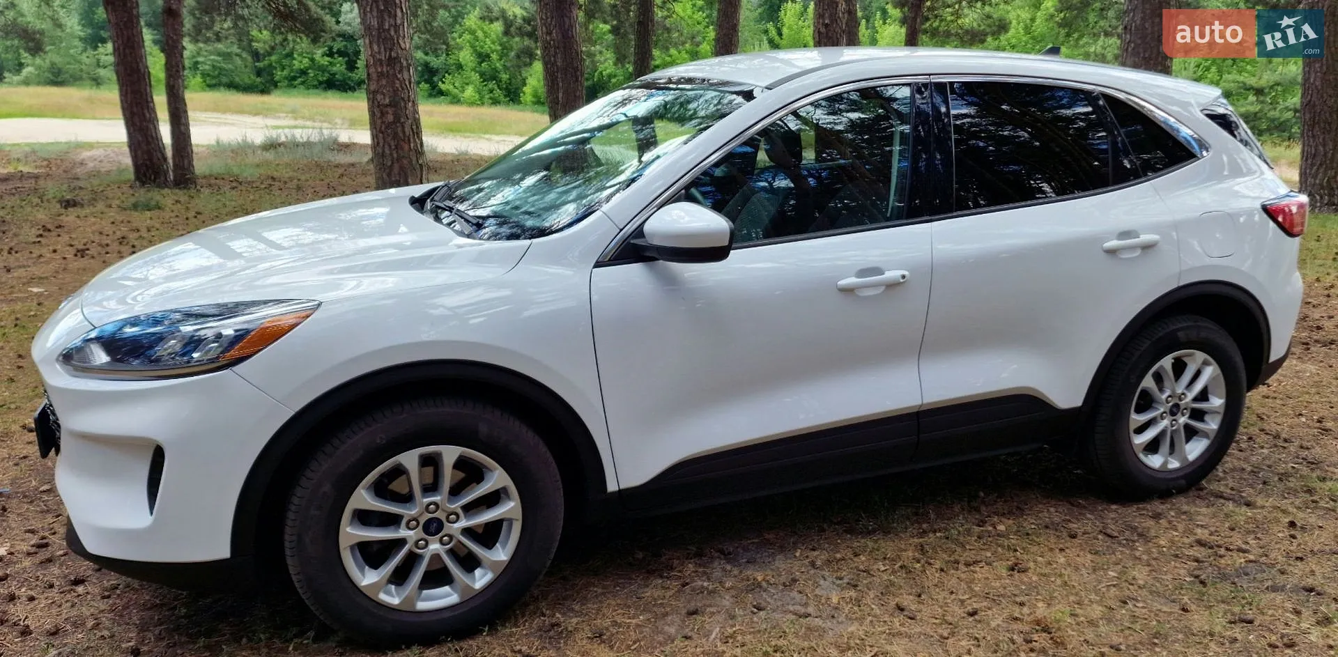 2021 Ford Escape - фото 1