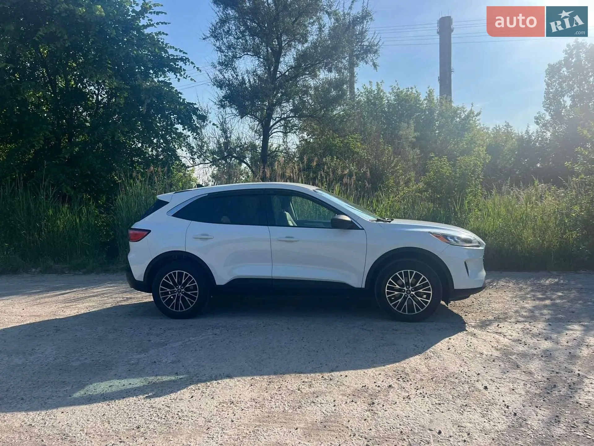 Ford Escape 2022 VIN 1FMCU0EZ0NUB90323 фото оголошення 6 з 31