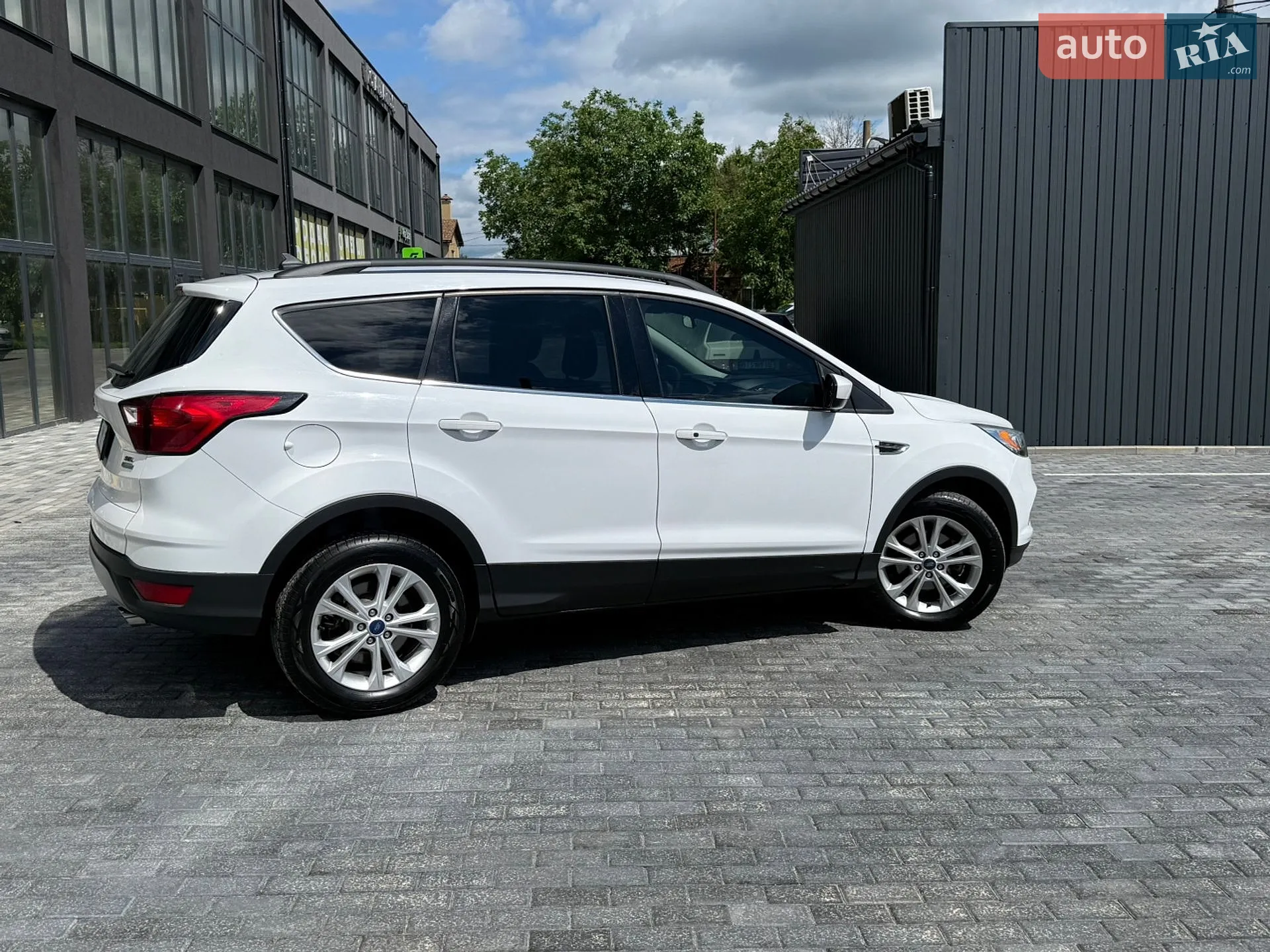 2019 Ford Escape - мініатюра 12