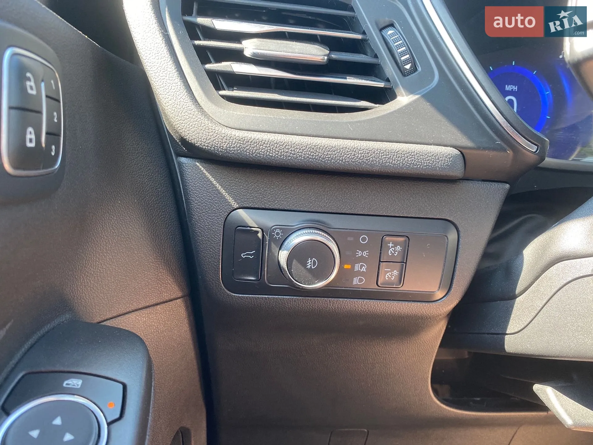 2020 Ford Escape - мініатюра 11