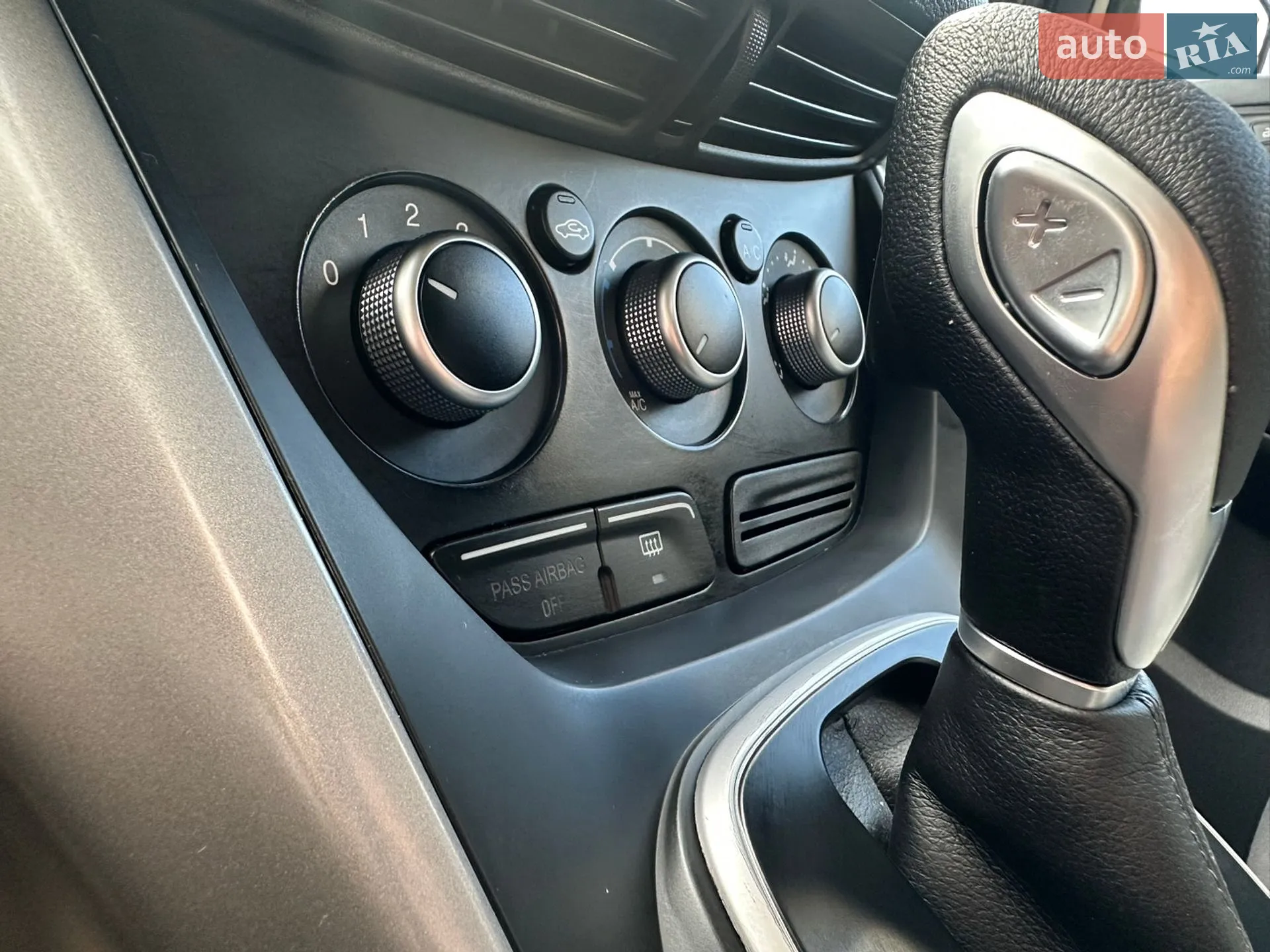 2012 Ford Escape - мініатюра 6