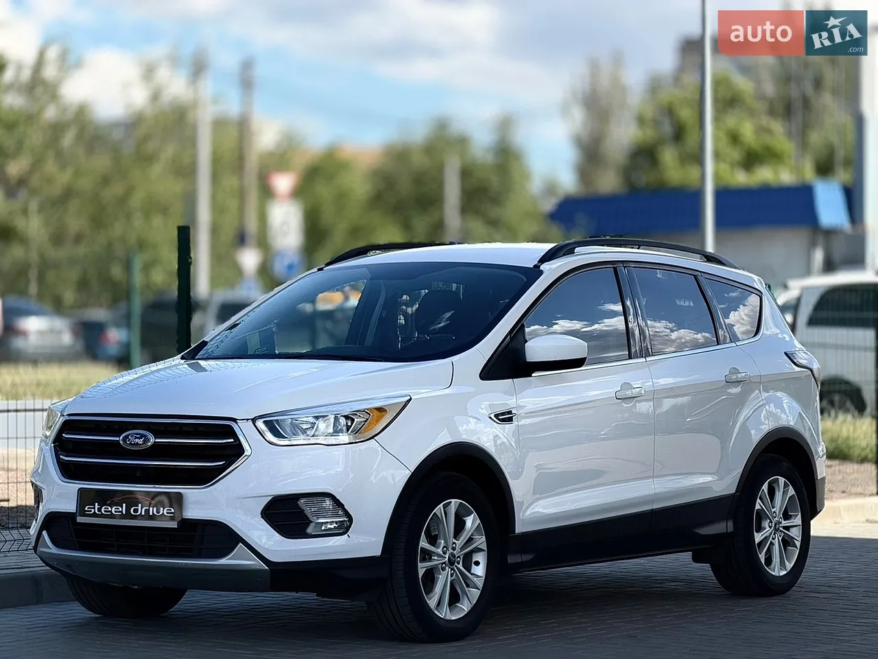 2017 Ford Escape - мініатюра 16