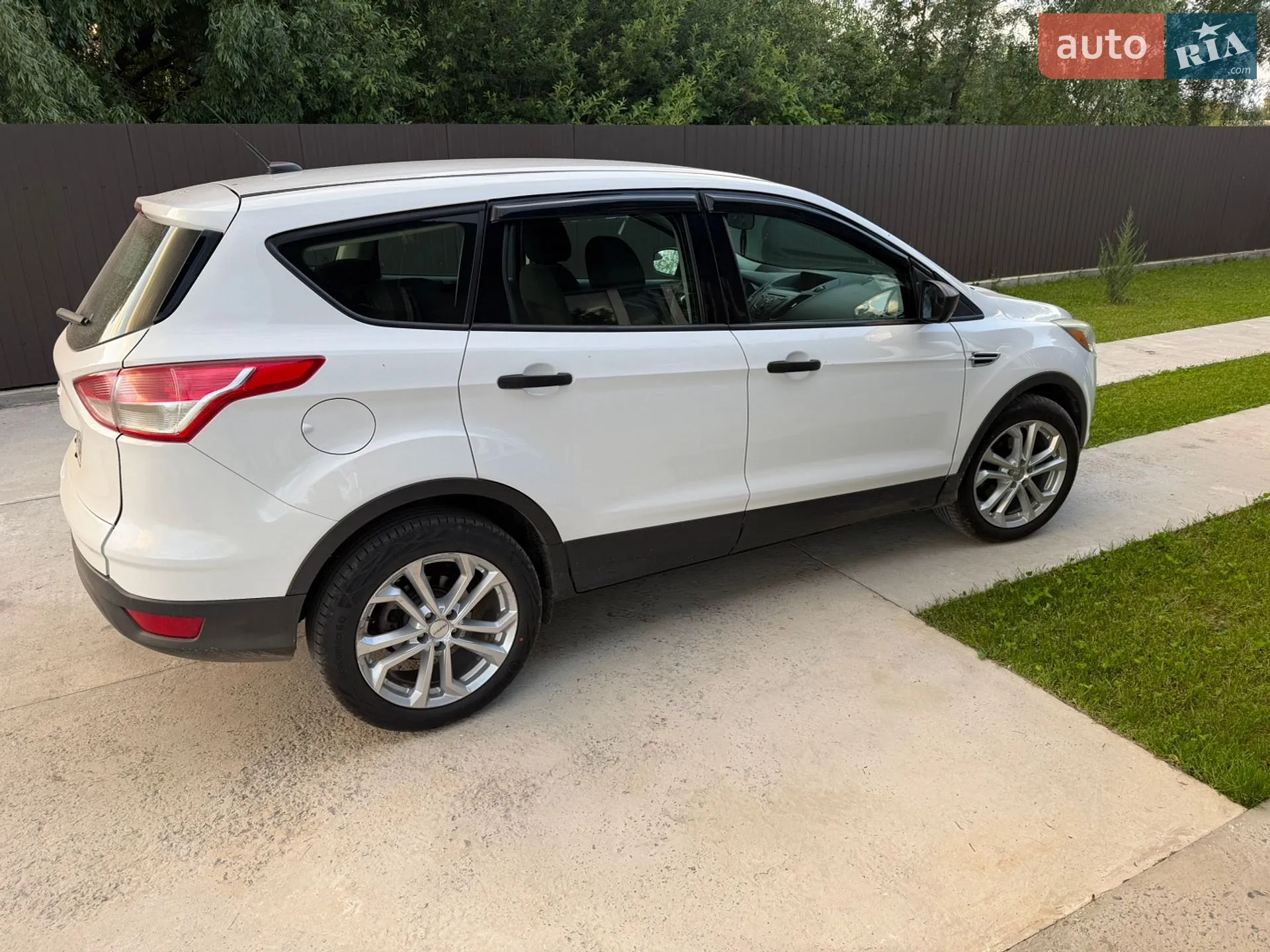 2014 Ford Escape - мініатюра 2