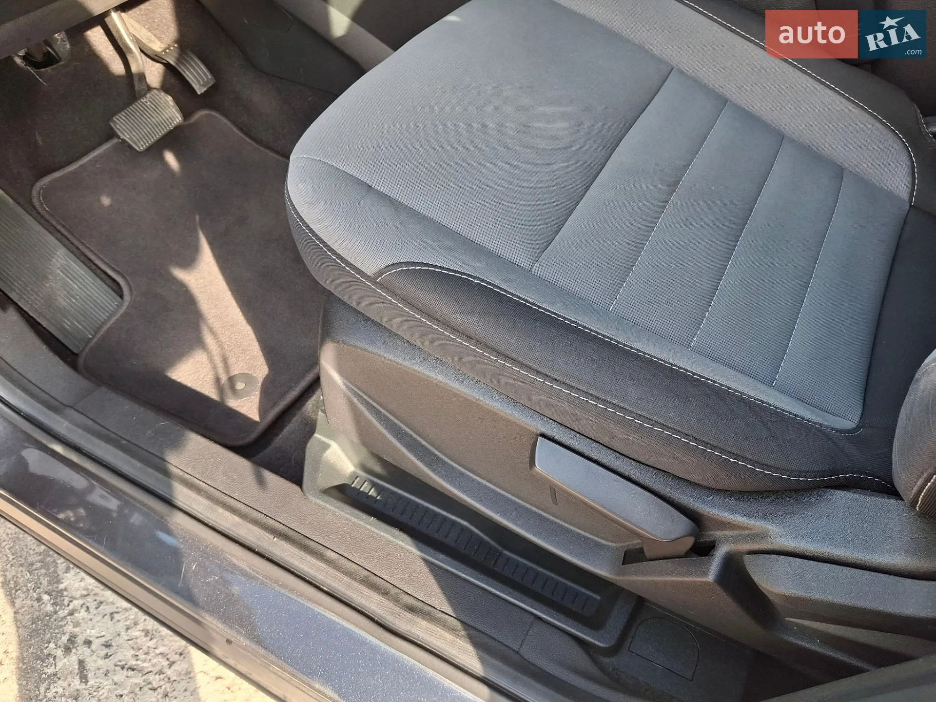 2017 Ford Escape - мініатюра 12