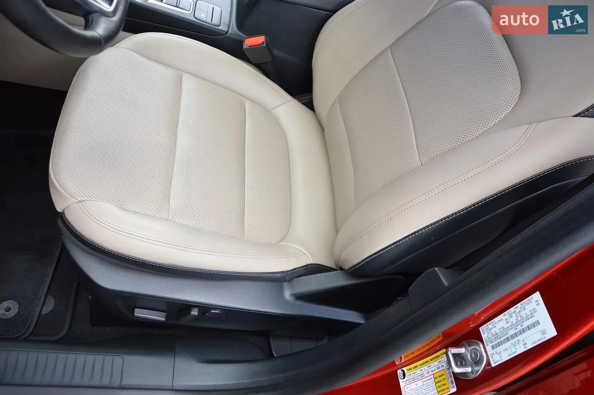 2020 Ford Escape - мініатюра 12
