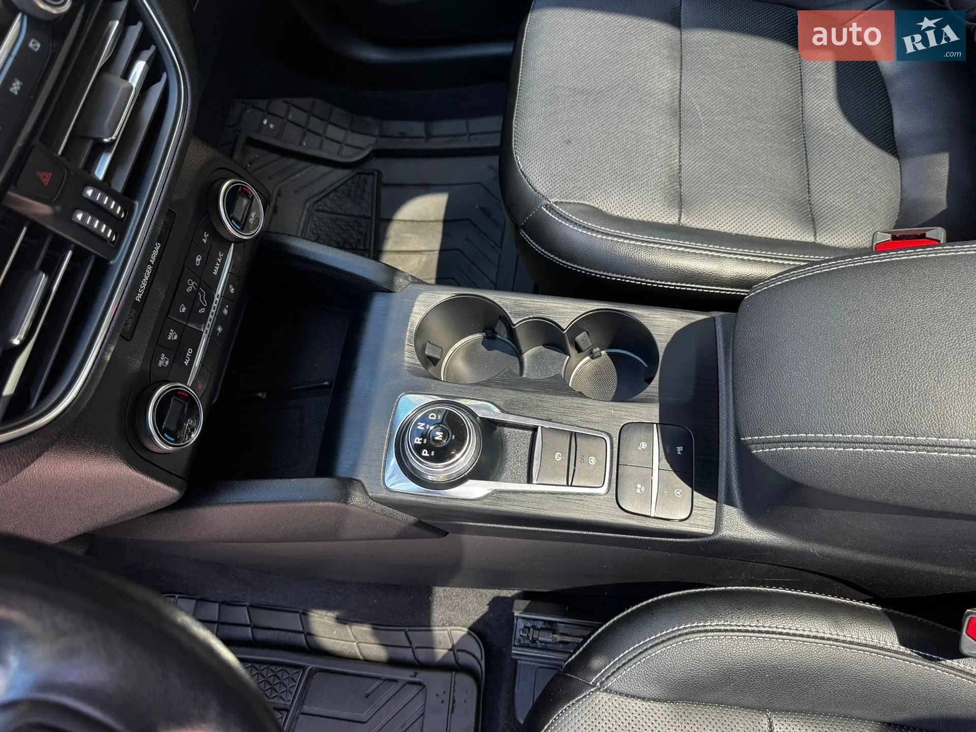 2020 Ford Escape - мініатюра 25