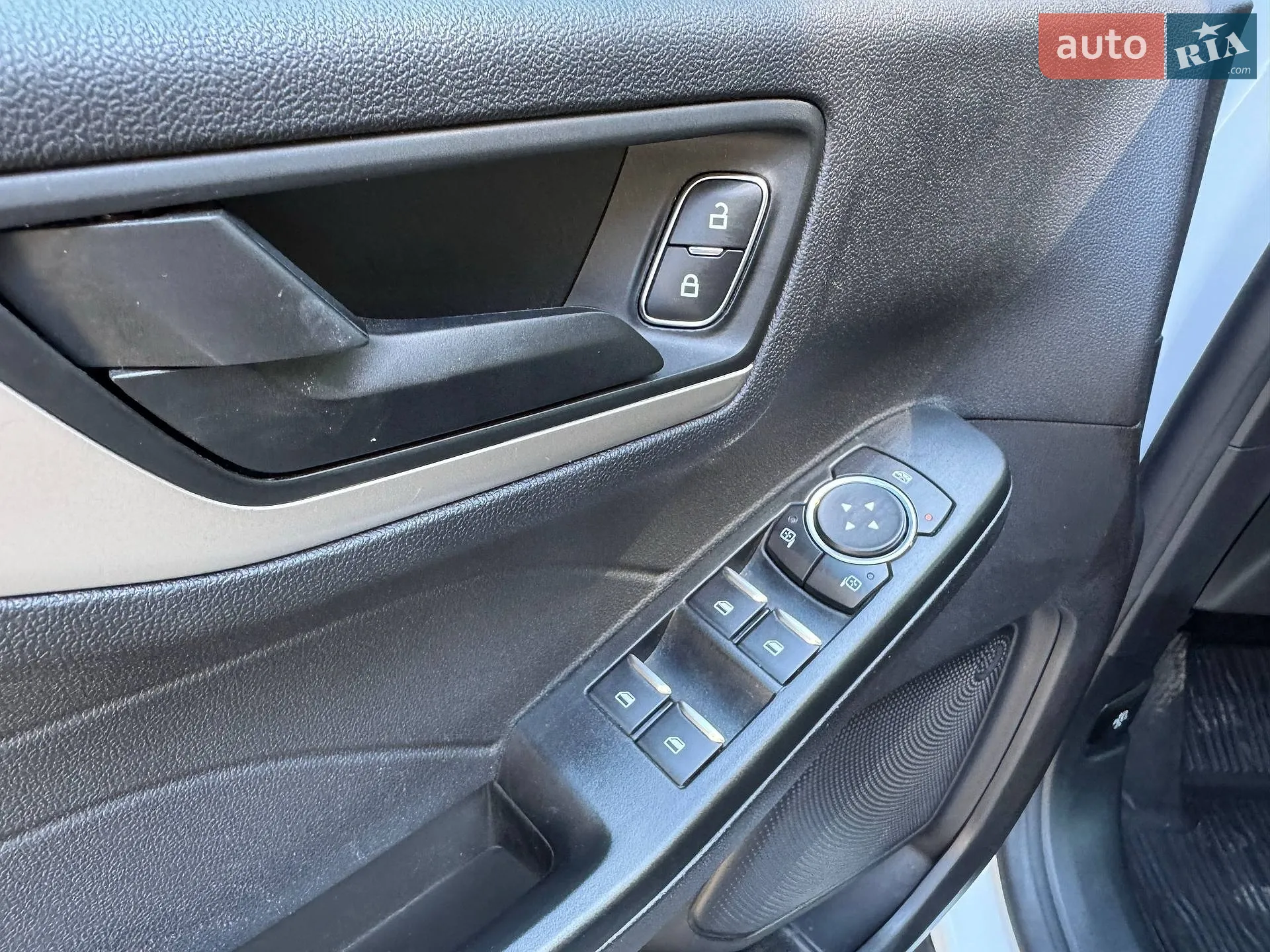 2022 Ford Escape - мініатюра 16