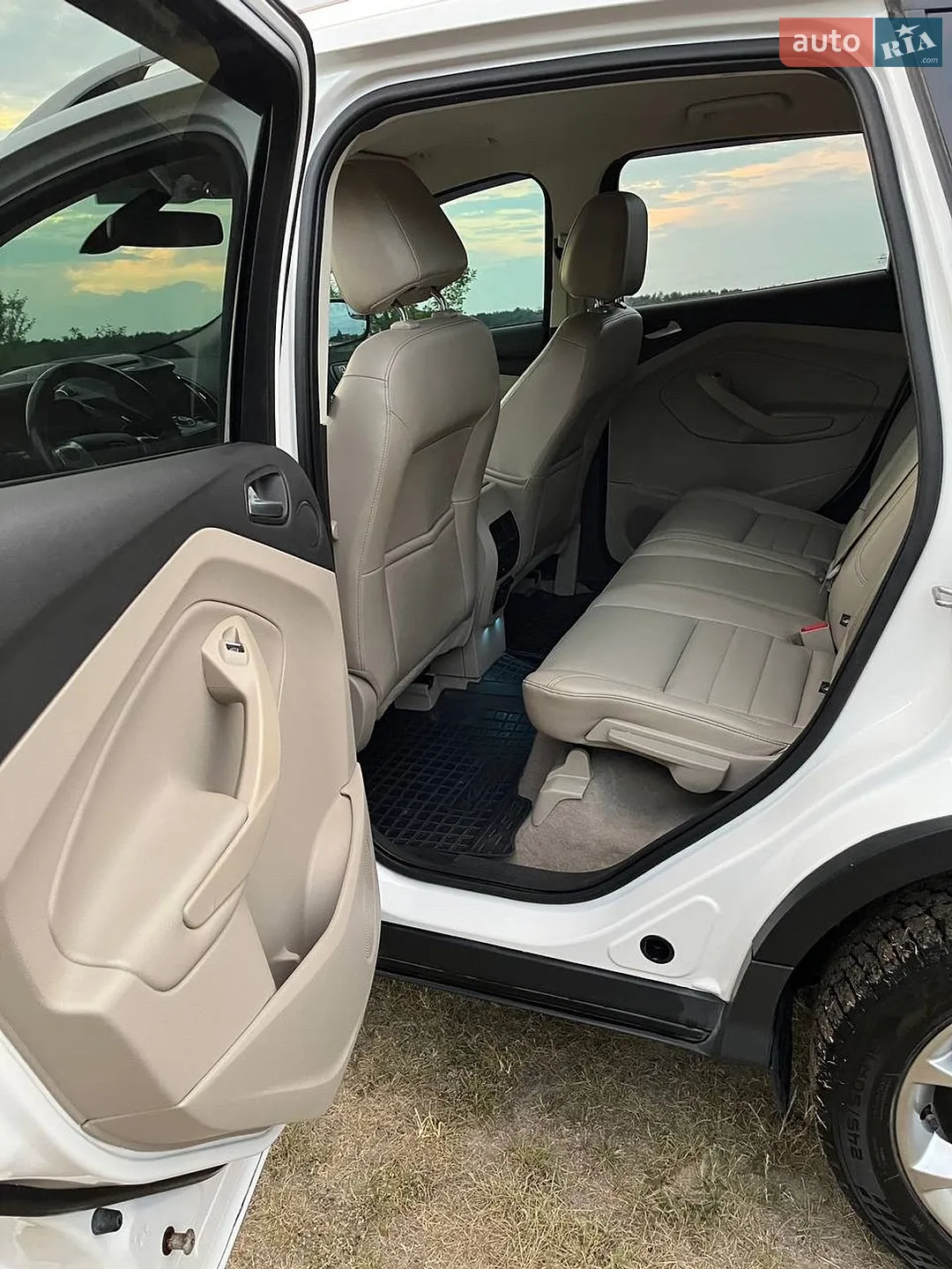 2014 Ford Escape - мініатюра 17