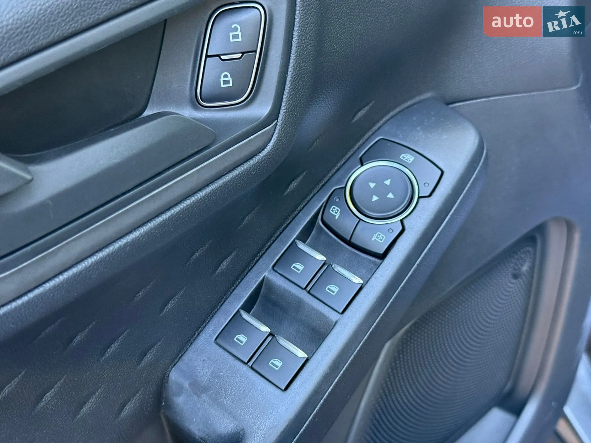 2020 Ford Escape - мініатюра 21