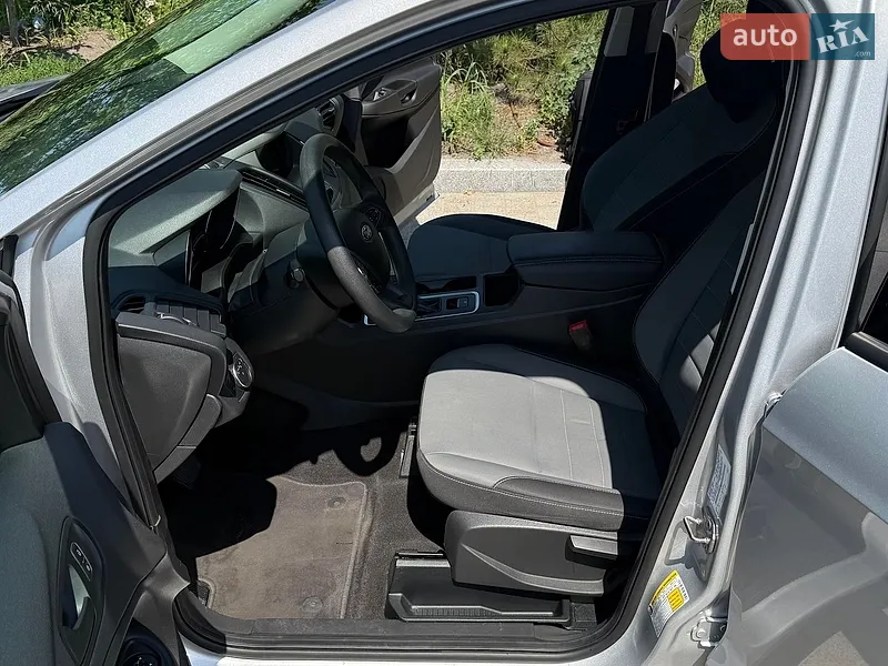 Ford Escape 2019 VIN 1FMCU0F73KUA89544 фото оголошення 15 з 79