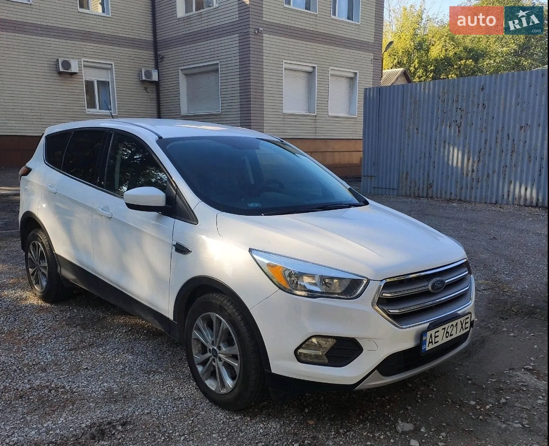 2017 Ford Escape - фото 1