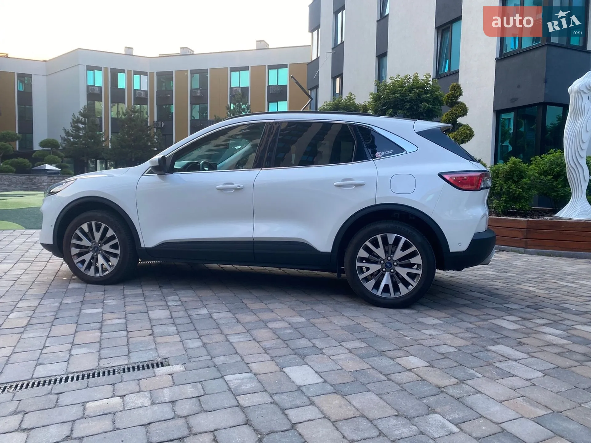 2021 Ford Escape - мініатюра 3