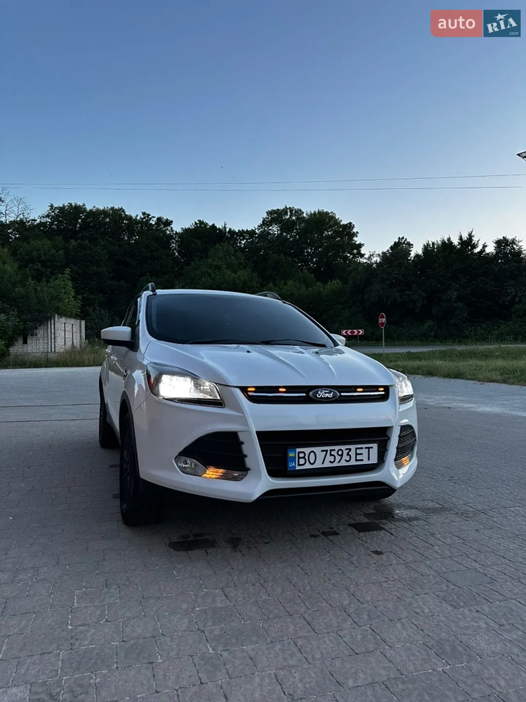2014 Ford Escape - мініатюра 3