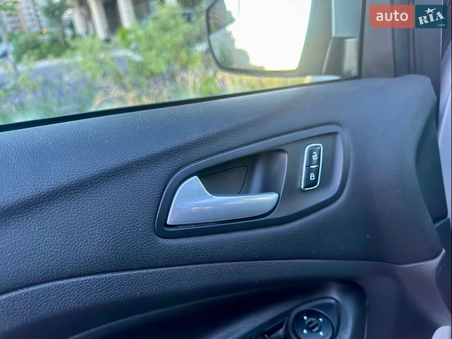 2015 Ford Escape - мініатюра 22
