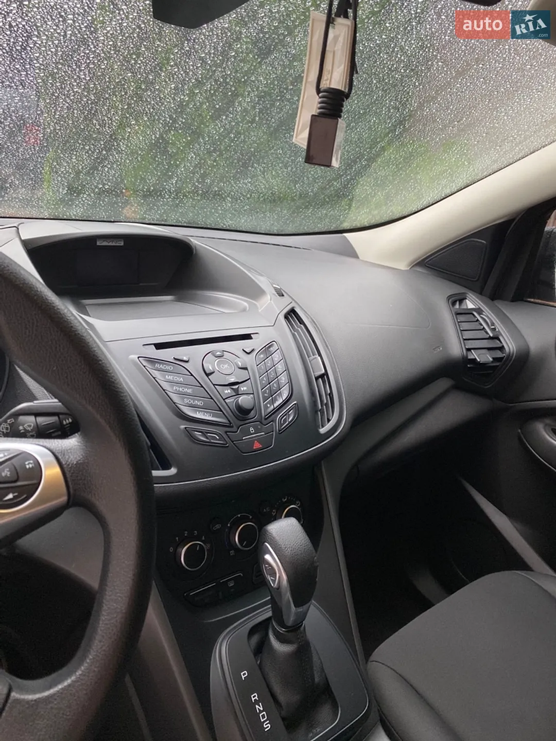 Ford Escape 2015 VIN 1FMCU0F78GUB31469 фото оголошення 32 з 36
