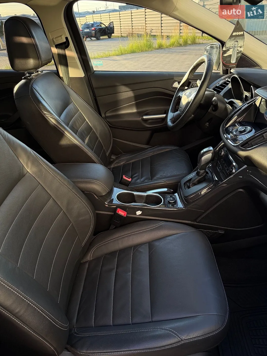 2015 Ford Escape - мініатюра 18