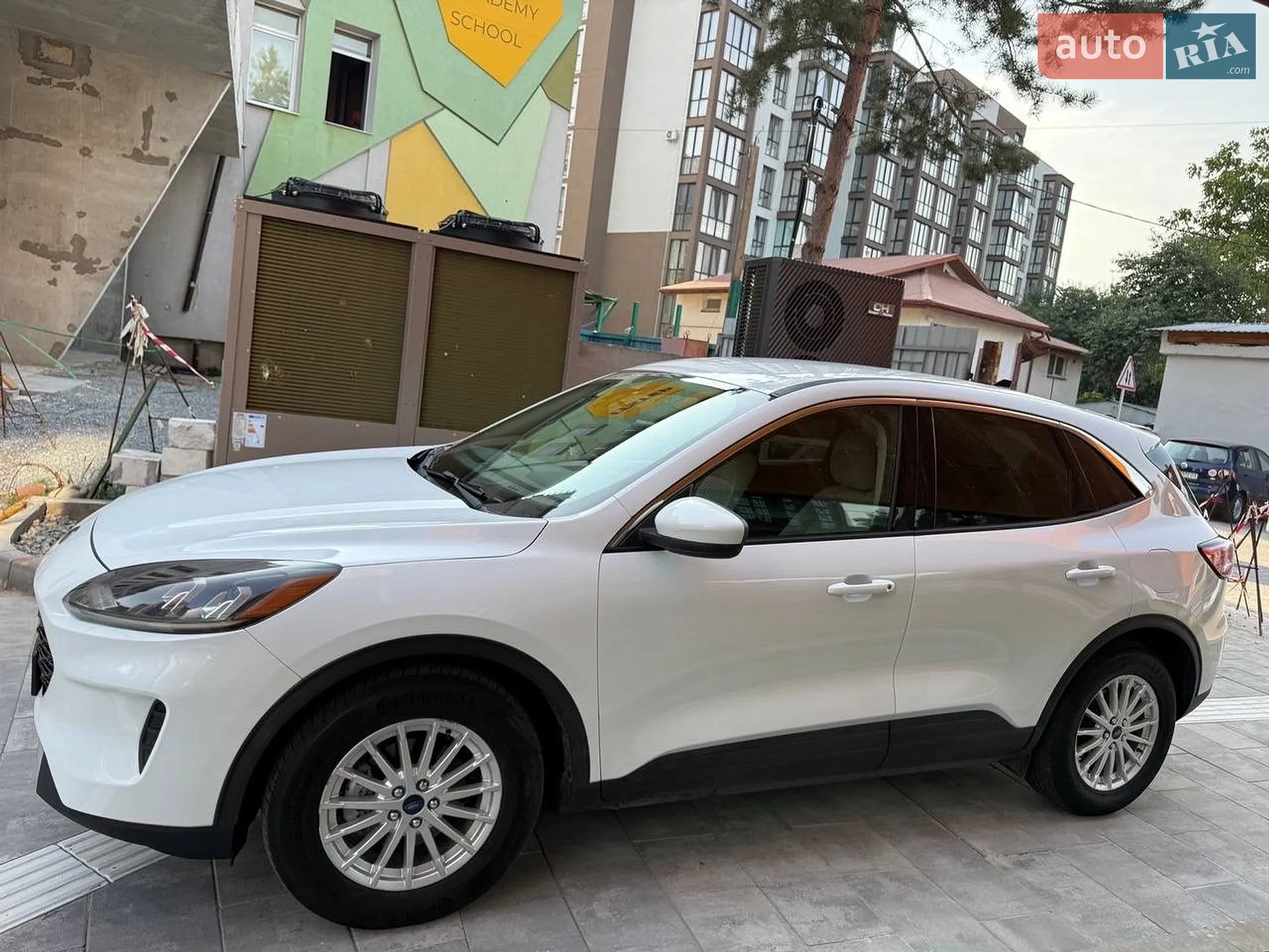 2020 Ford Escape - мініатюра 3