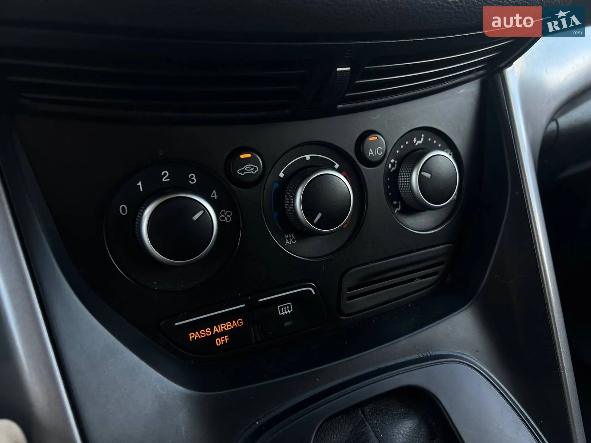 2016 Ford Escape - мініатюра 26