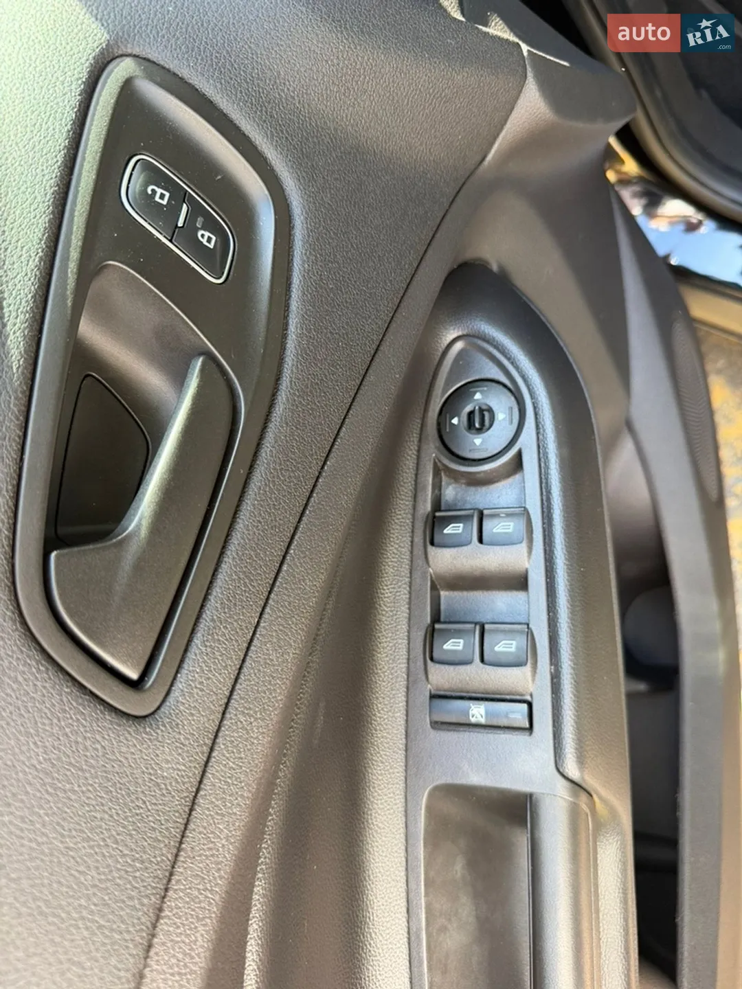 2019 Ford Escape - мініатюра 13
