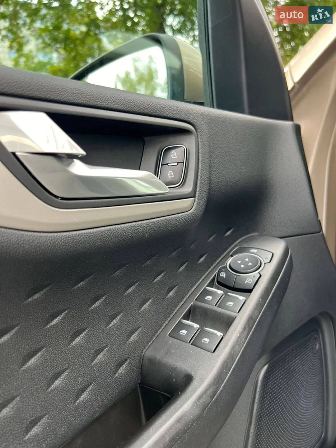 2020 Ford Escape - мініатюра 10