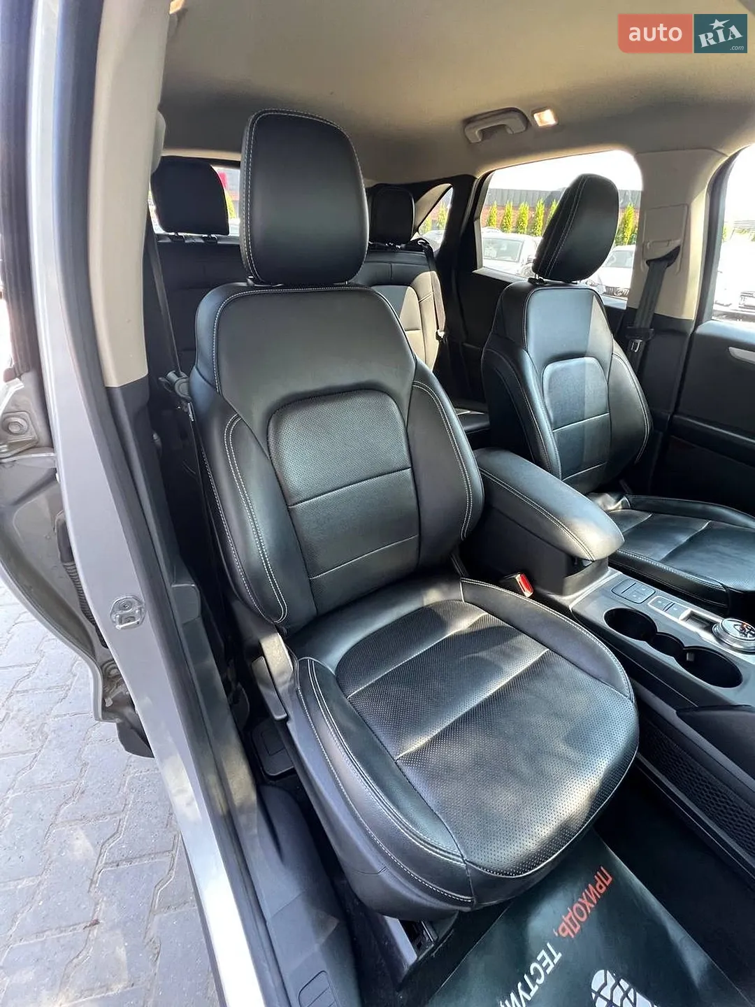2020 Ford Escape - мініатюра 38