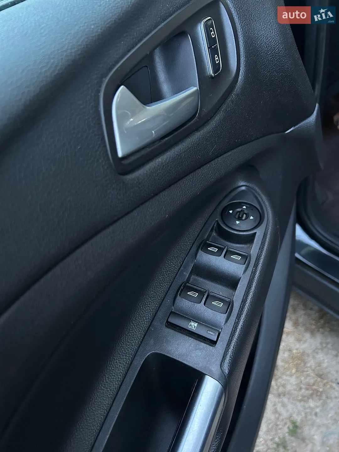 2015 Ford Escape - мініатюра 13