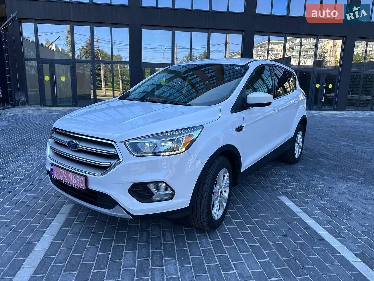 2019 Ford Escape - фото 1