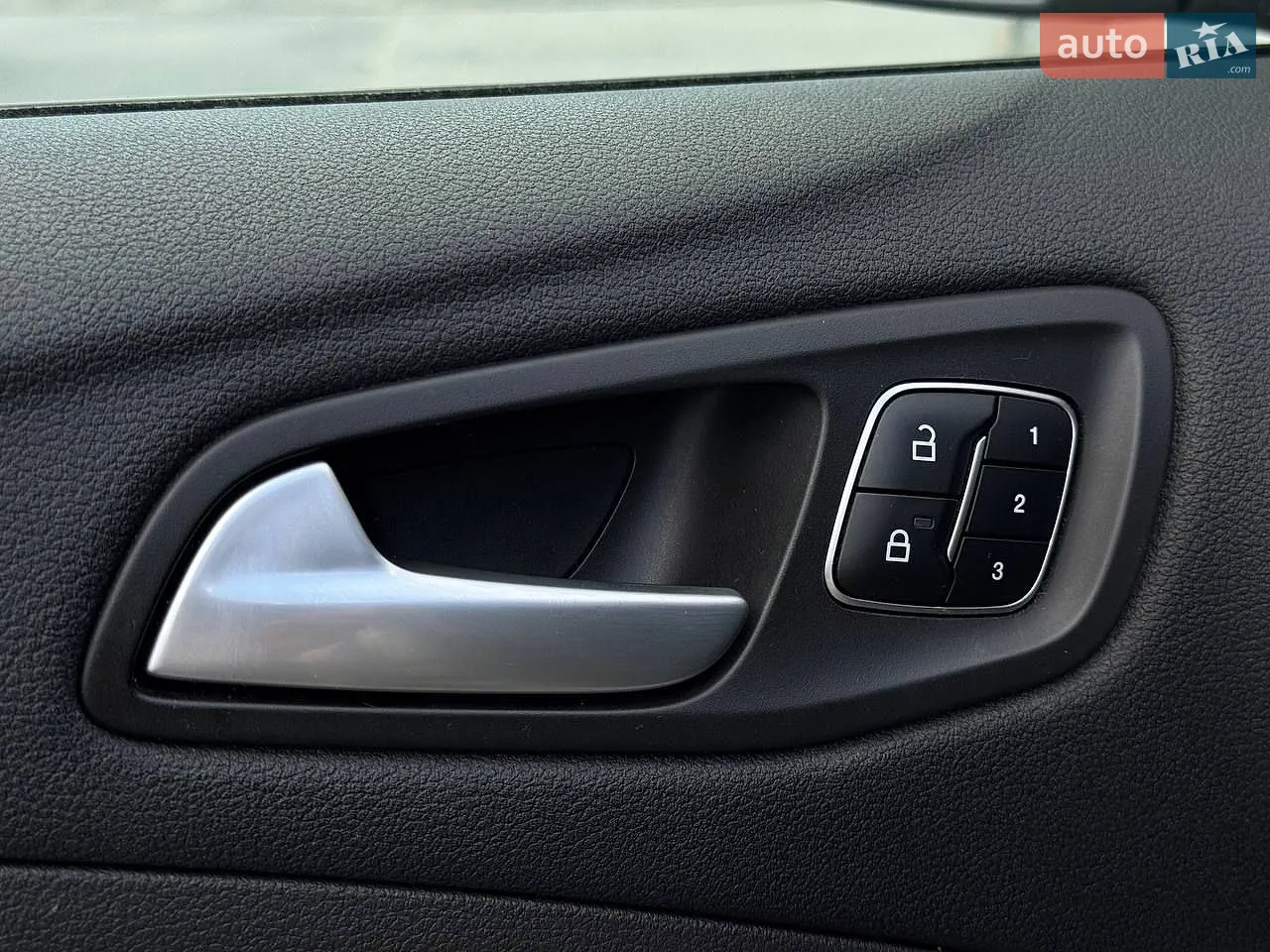 2016 Ford Escape - мініатюра 31