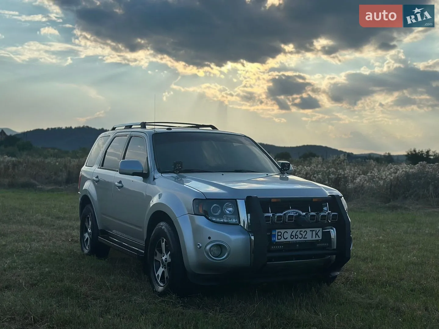 2010 Ford Escape - мініатюра 3