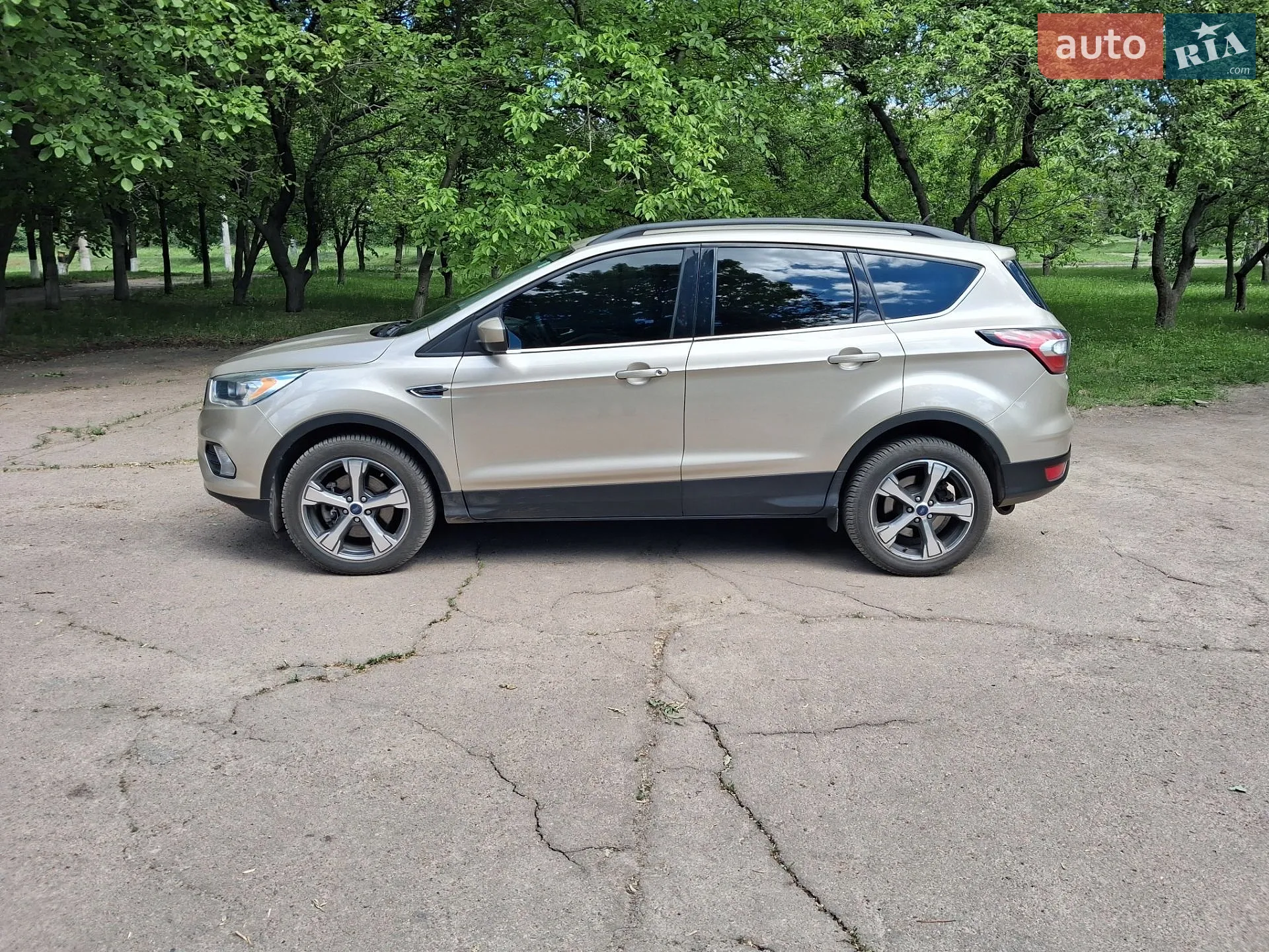 2017 Ford Escape - мініатюра 2