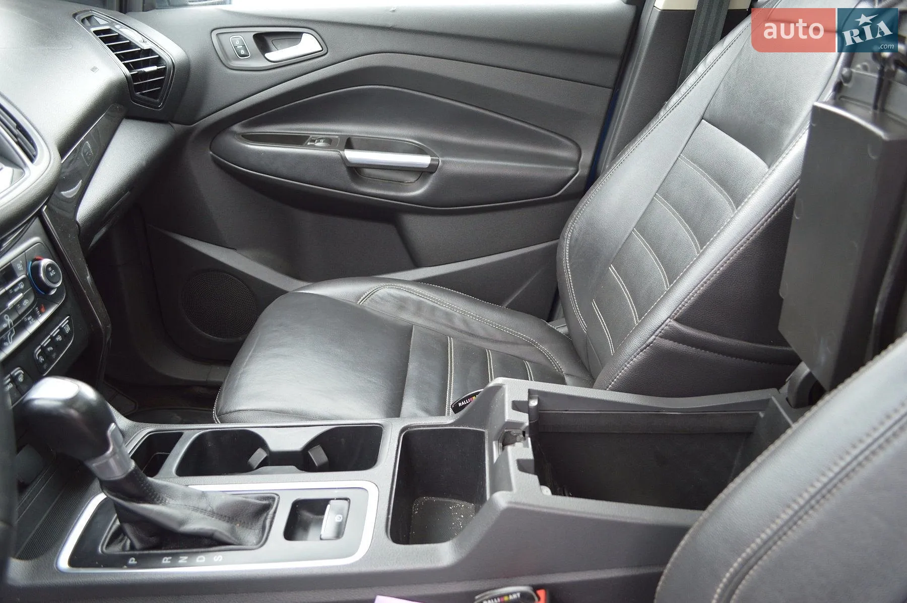 2016 Ford Escape - мініатюра 21