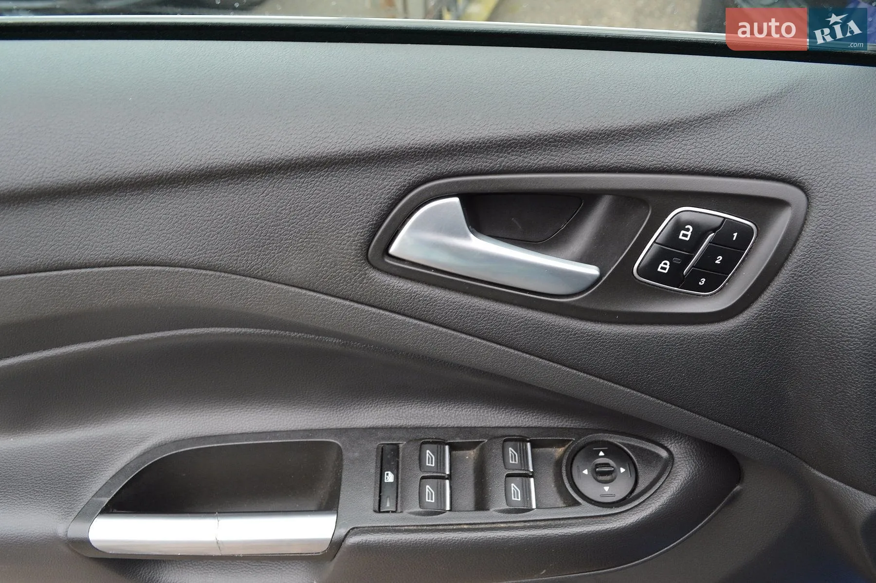 2016 Ford Escape - мініатюра 34