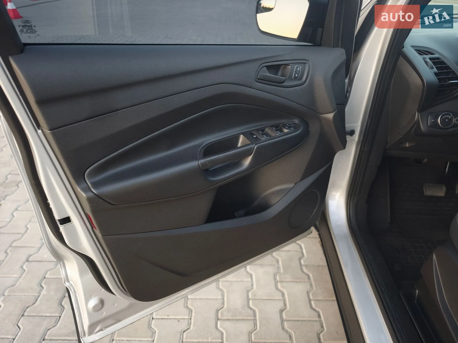 2019 Ford Escape - мініатюра 12