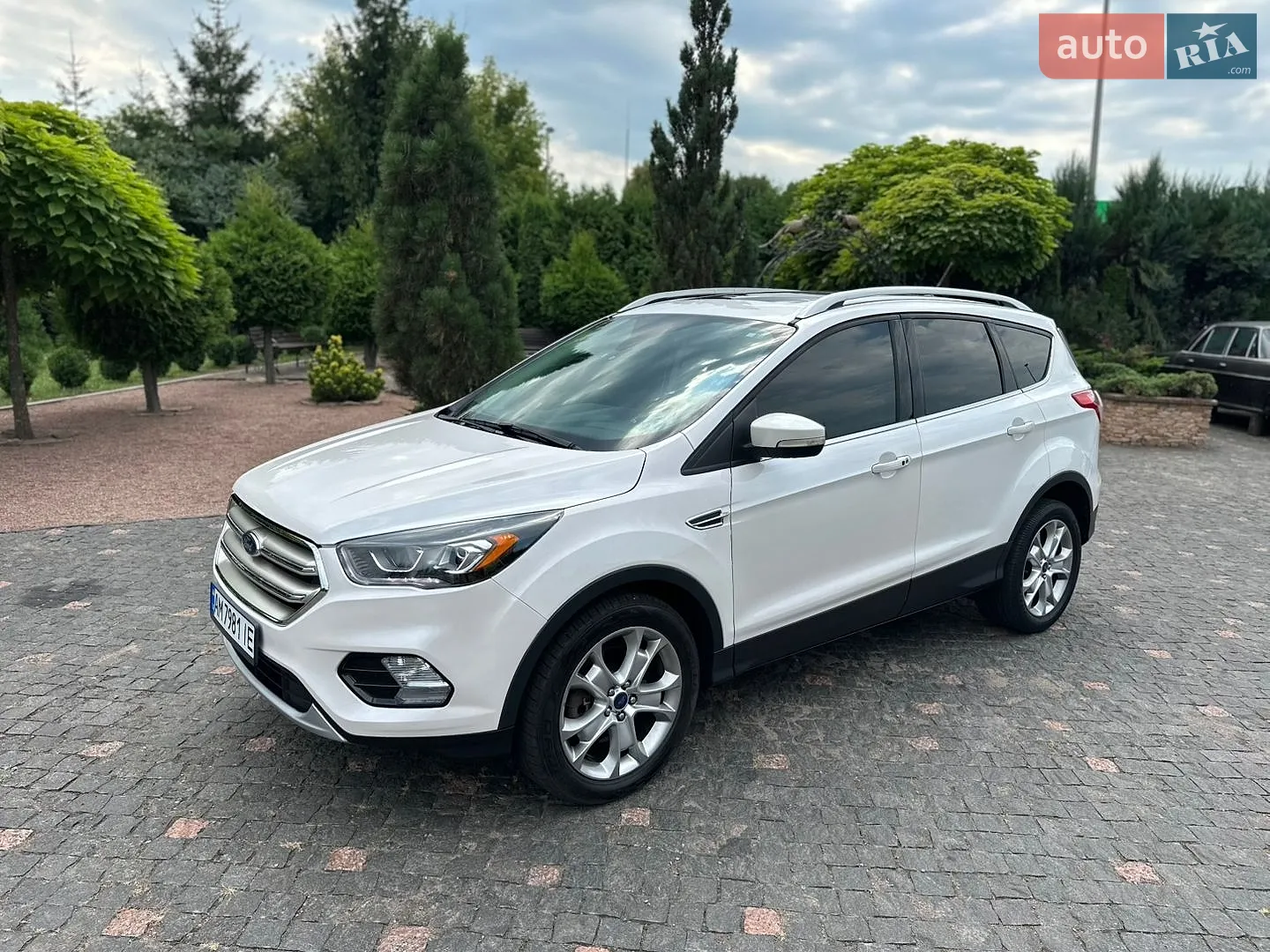 2015 Ford Escape - мініатюра 2