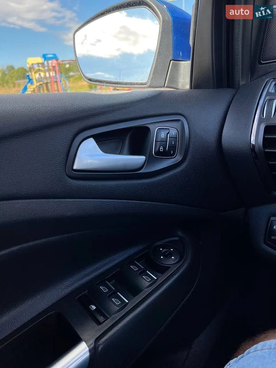 2017 Ford Escape - мініатюра 29