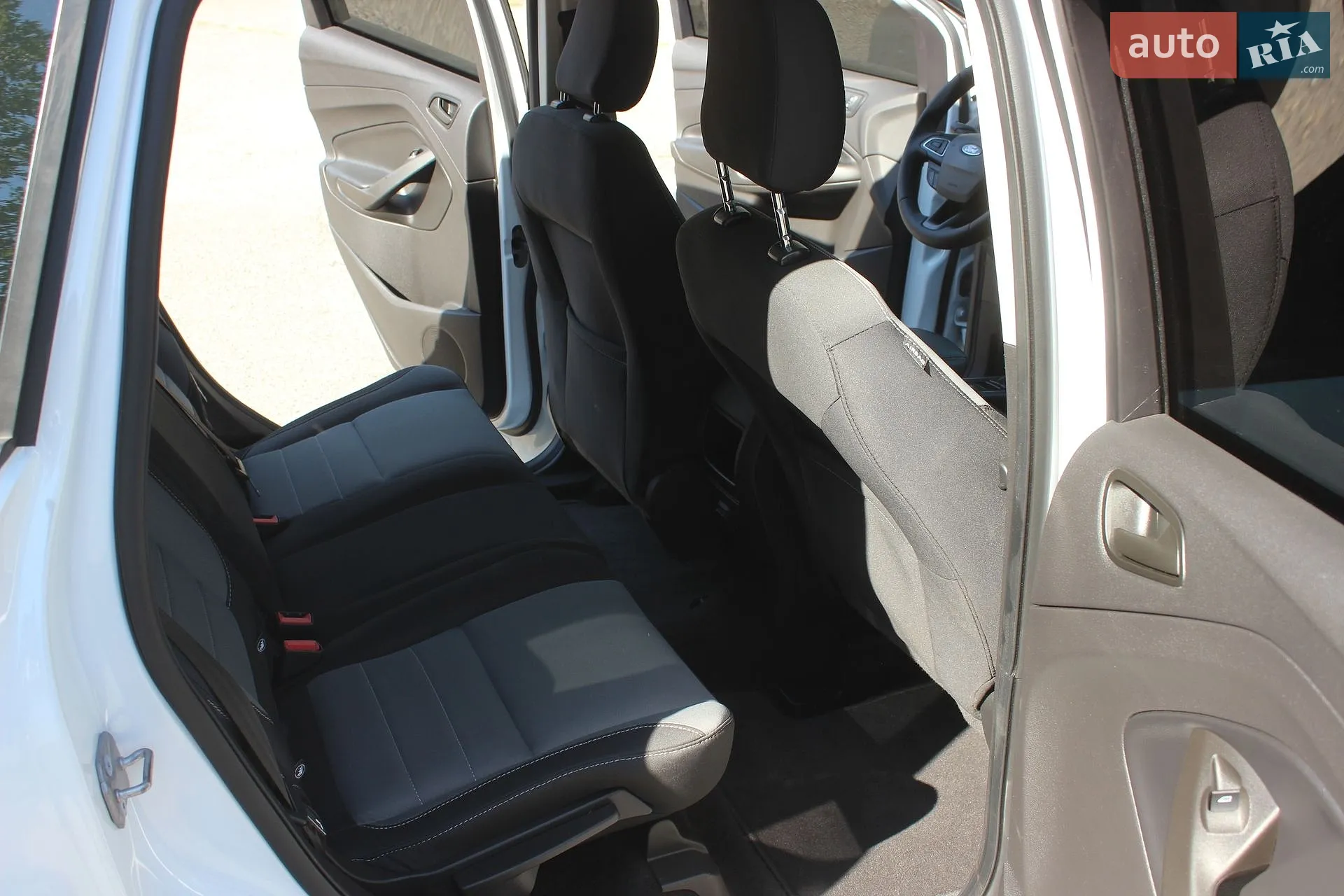 2019 Ford Escape - мініатюра 18
