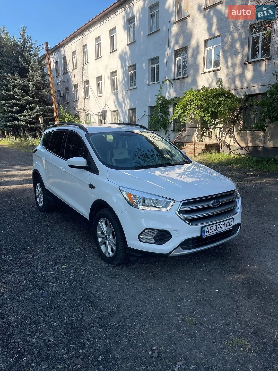 2017 Ford Escape - мініатюра 2