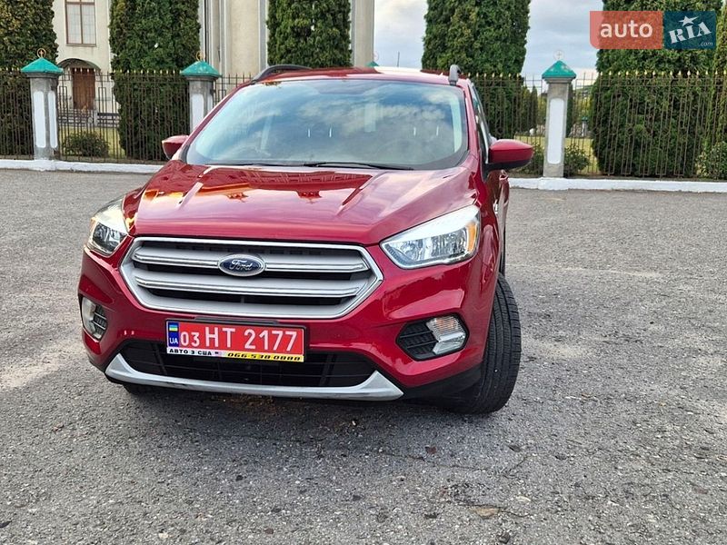 Ford Escape, photos from the listing