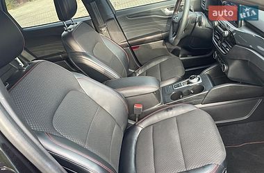 Внедорожник / Кроссовер Ford Escape 2023 в Золочеве