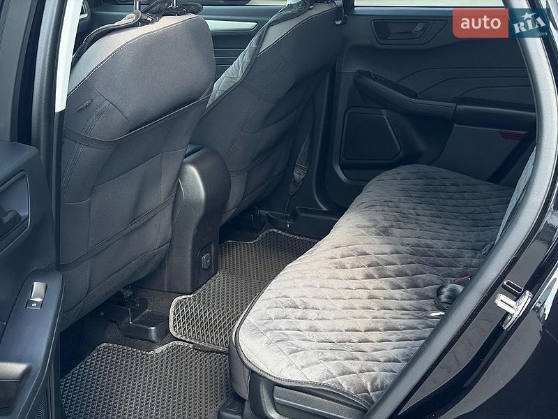 Позашляховик / Кросовер Ford Escape 2021 в Львові
