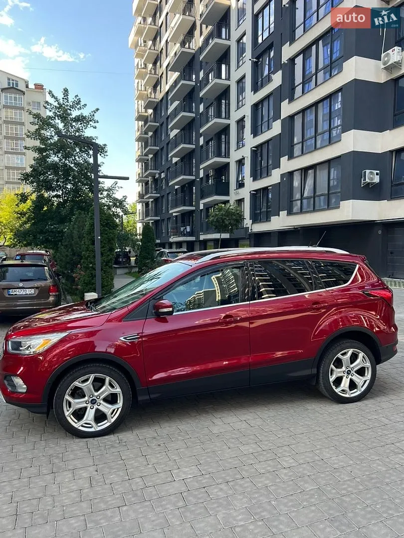 2019 Ford Escape - мініатюра 2