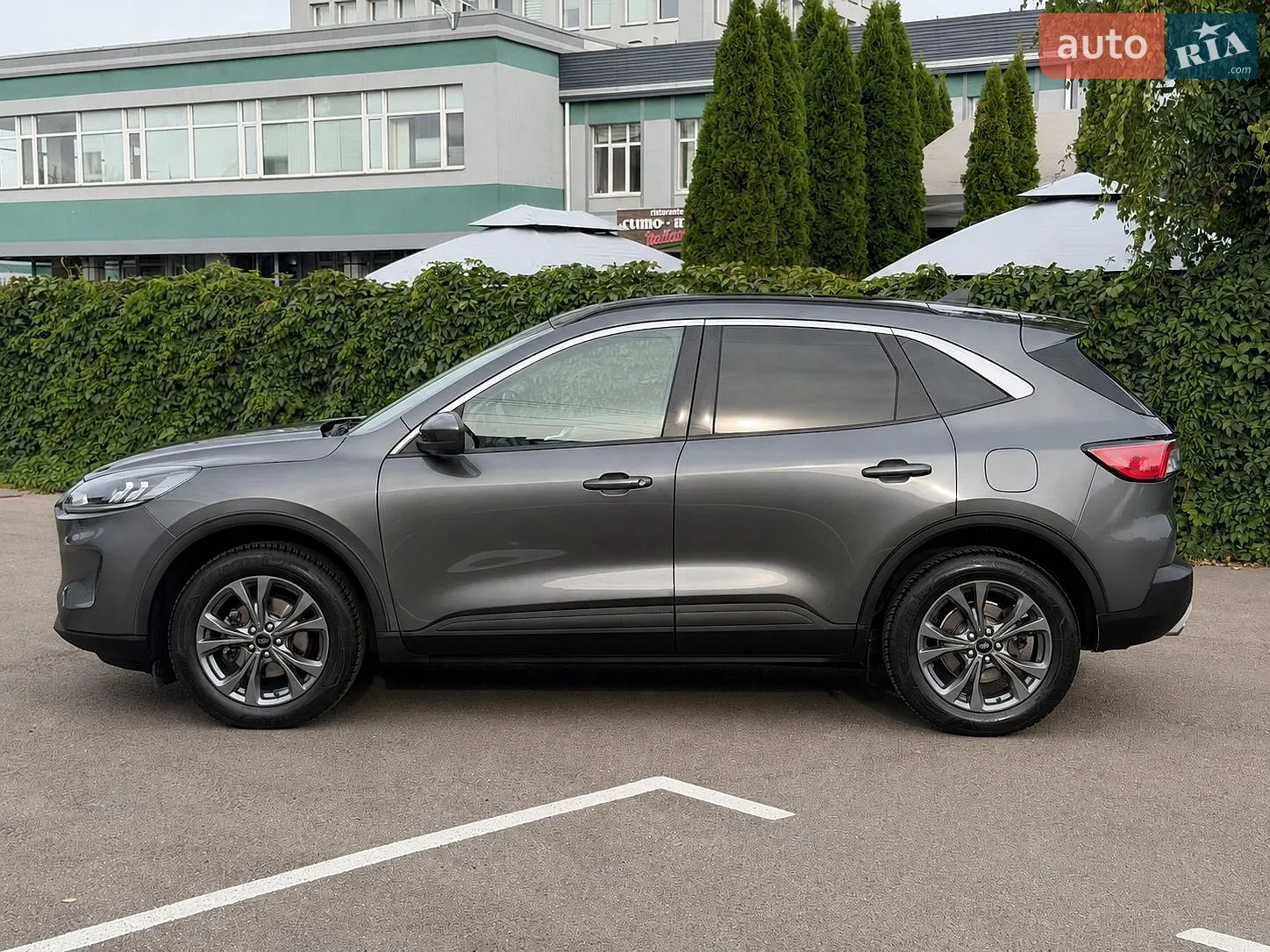 2020 Ford Escape - мініатюра 3