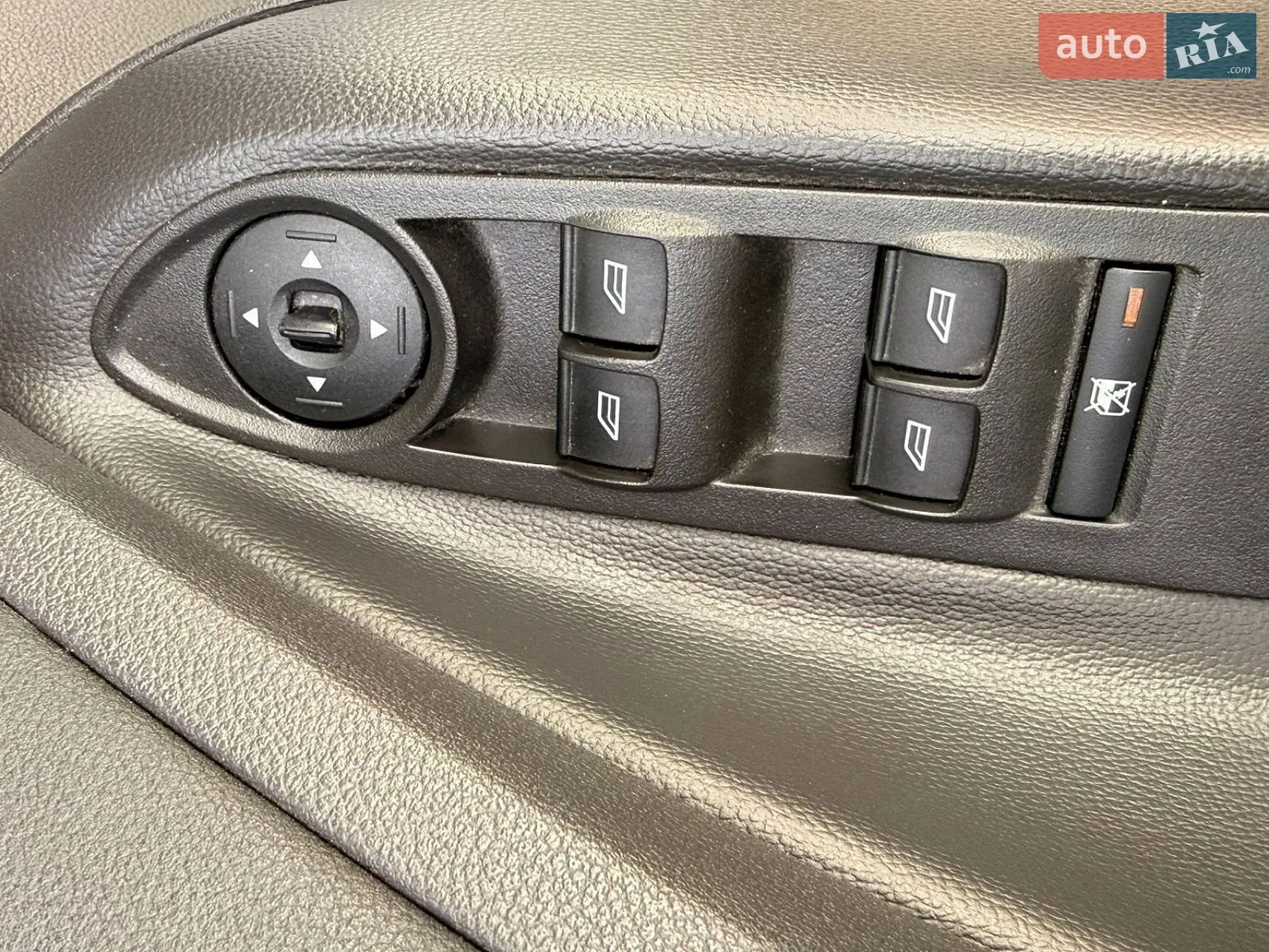 2016 Ford Escape - мініатюра 9