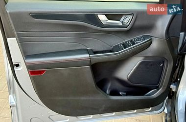 Внедорожник / Кроссовер Ford Escape 2024 в Днепре