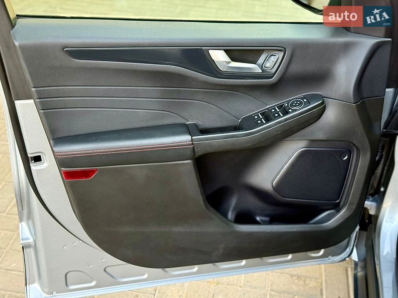 Внедорожник / Кроссовер Ford Escape 2024 в Днепре