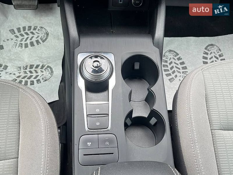 Позашляховик / Кросовер Ford Escape 2020 в Львові