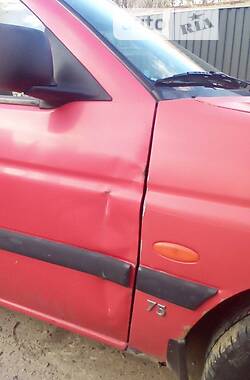 Грузовой фургон Ford Escort Express 2000 в 