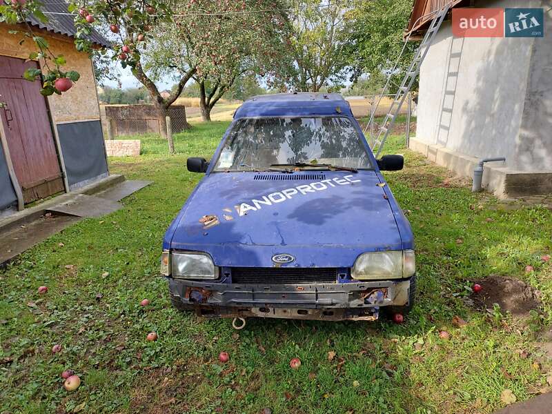 Грузовой фургон Ford Escort Express 1990 в 